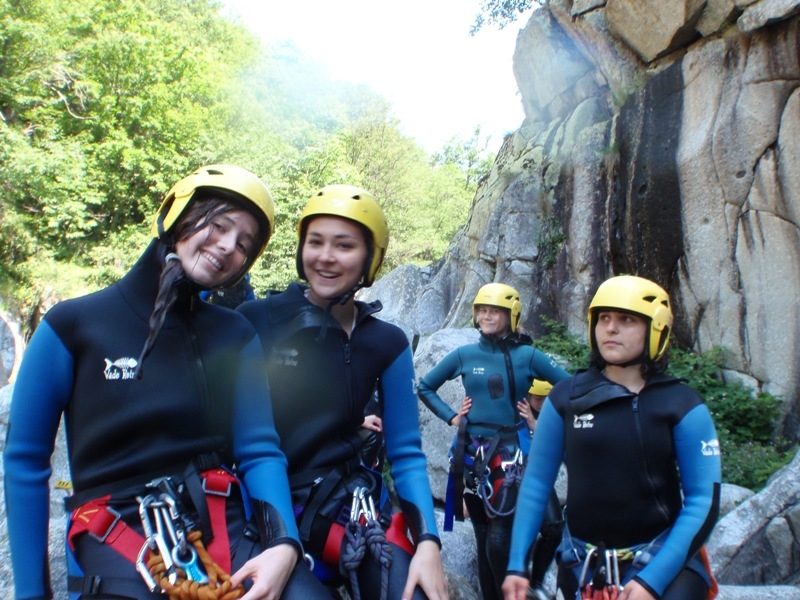 Village Camps International Summer Camp Ard&egrave;che, France 2019-07-26 https://www.villagecamps.com/journals_admin/images/14-26-Sabrina and Katrina are all smiles.jpg